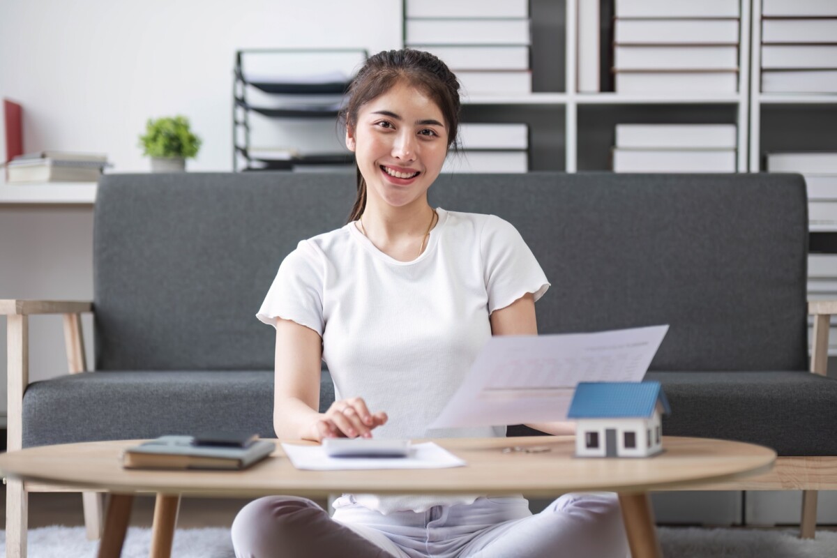 Loan Consolidation vs. Loan Refinancing Loan Consolidation vs. Loan Refinancing